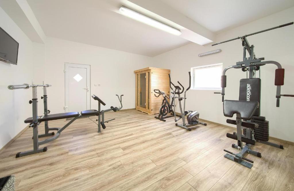 Apartments Braut Krk Кърк Екстериор снимка