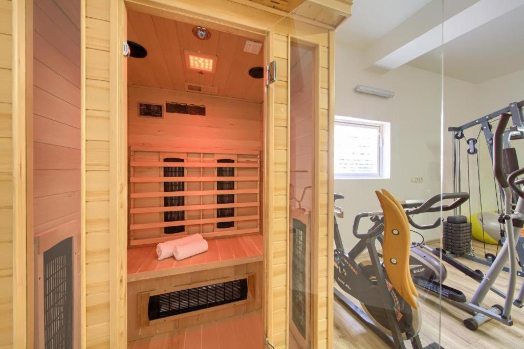 Apartments Braut Krk Кърк Екстериор снимка