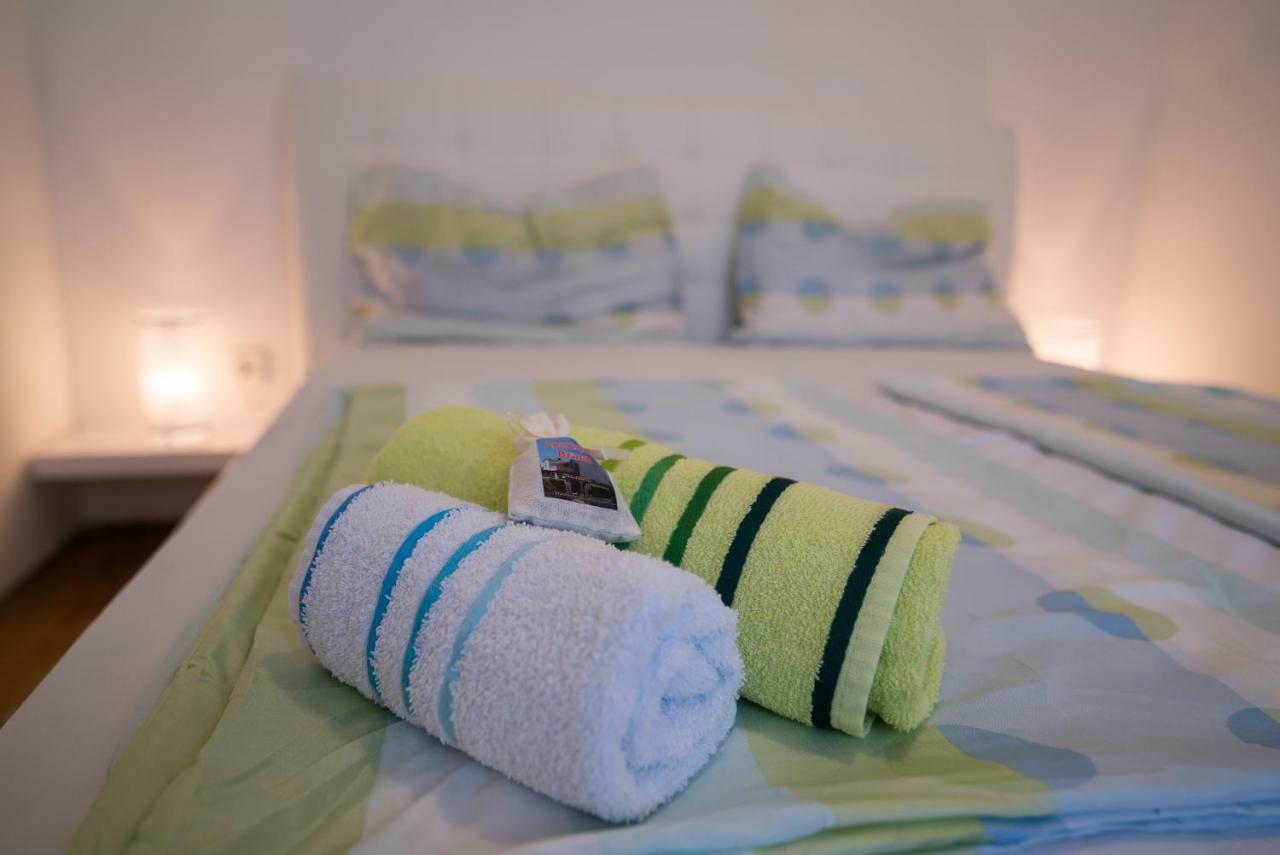 Apartments Braut Krk Кърк Екстериор снимка